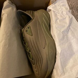 Adidas Men's Olive Sneakers